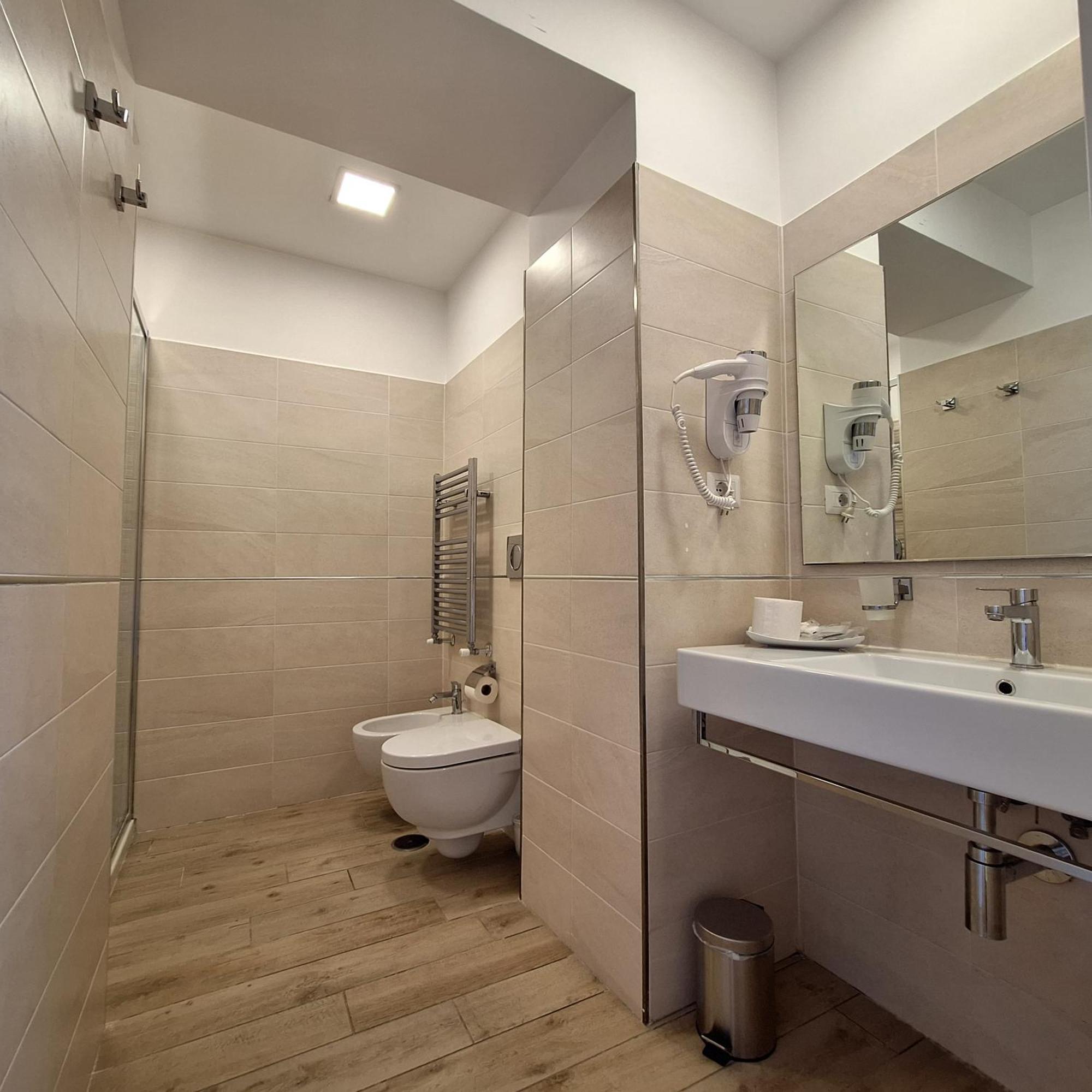 Residenze Serventi Longhi Roma Ngoại thất bức ảnh