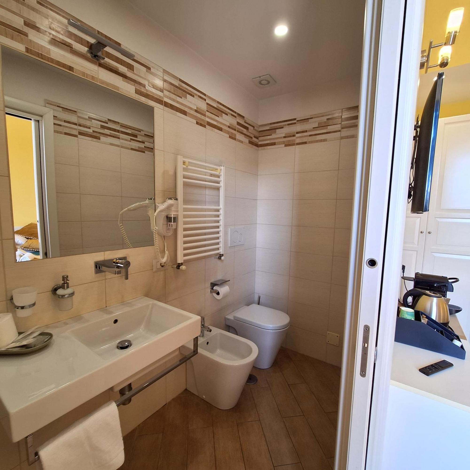 Residenze Serventi Longhi Roma Ngoại thất bức ảnh